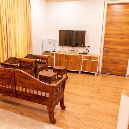 Simba Resort & Spa Kansariya Luaran gambar