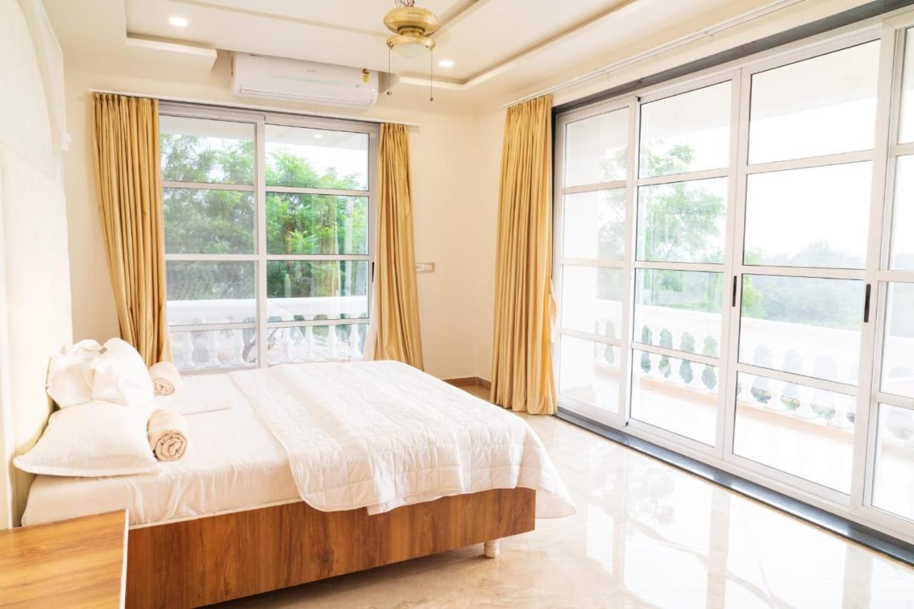Simba Resort & Spa Kansariya Luaran gambar